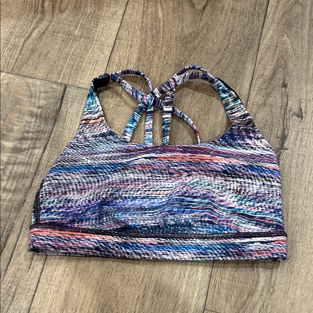 Lululemmon sports bra